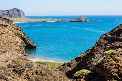 Paisaje_en_Punta_Pitt_isla_de_San_Cristobal_islas_Galapagos_Ecuador_2015-07-24_DD_75-1-1.jpg